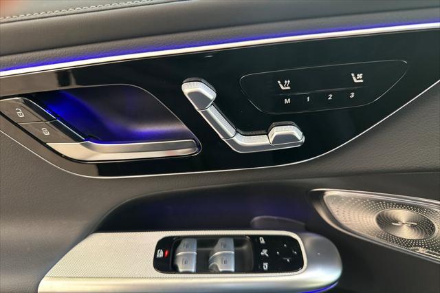 new 2025 Mercedes-Benz GLC 300 car, priced at $60,251