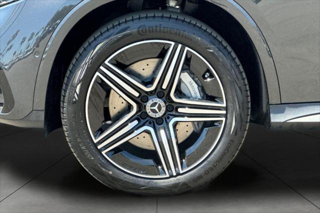 new 2025 Mercedes-Benz GLC 300 car, priced at $60,251