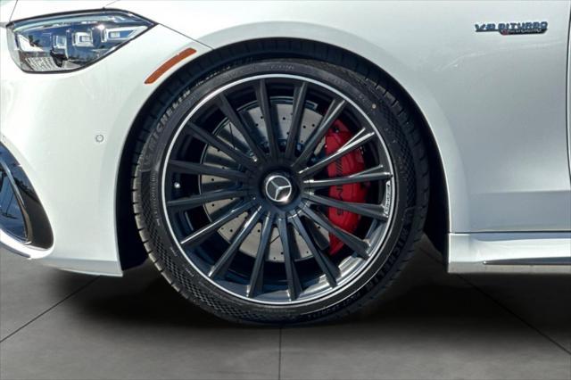 new 2025 Mercedes-Benz AMG S 63 E car, priced at $175,406