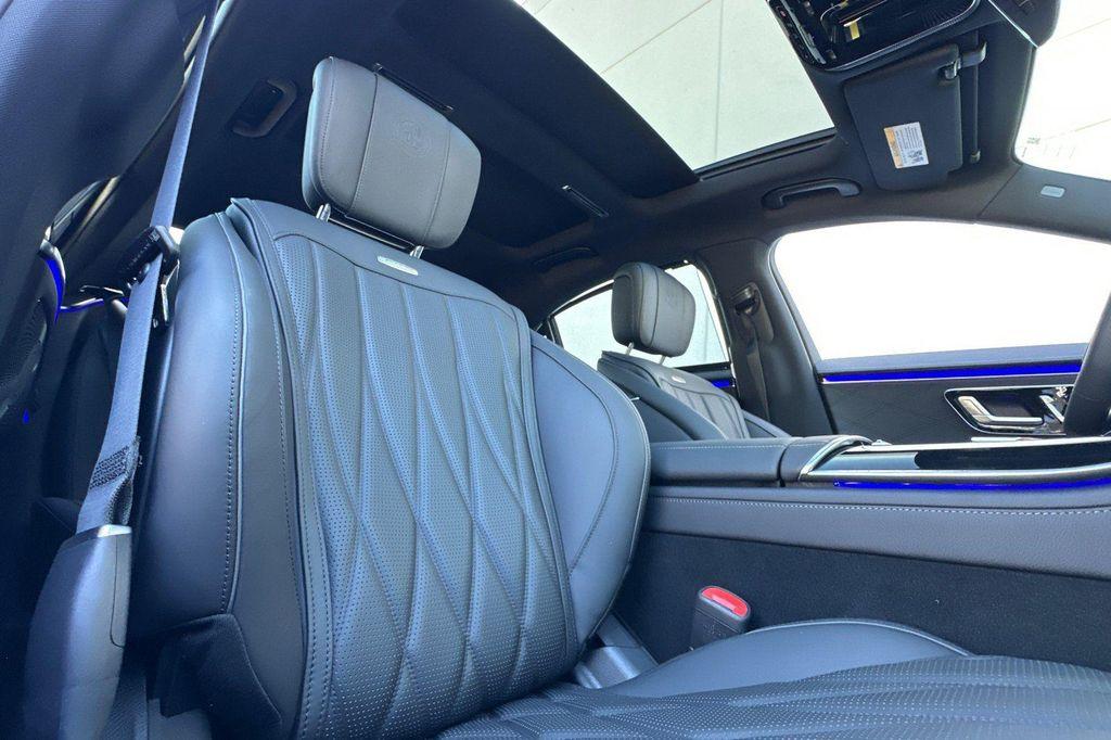 new 2025 Mercedes-Benz AMG S 63 E car, priced at $175,406