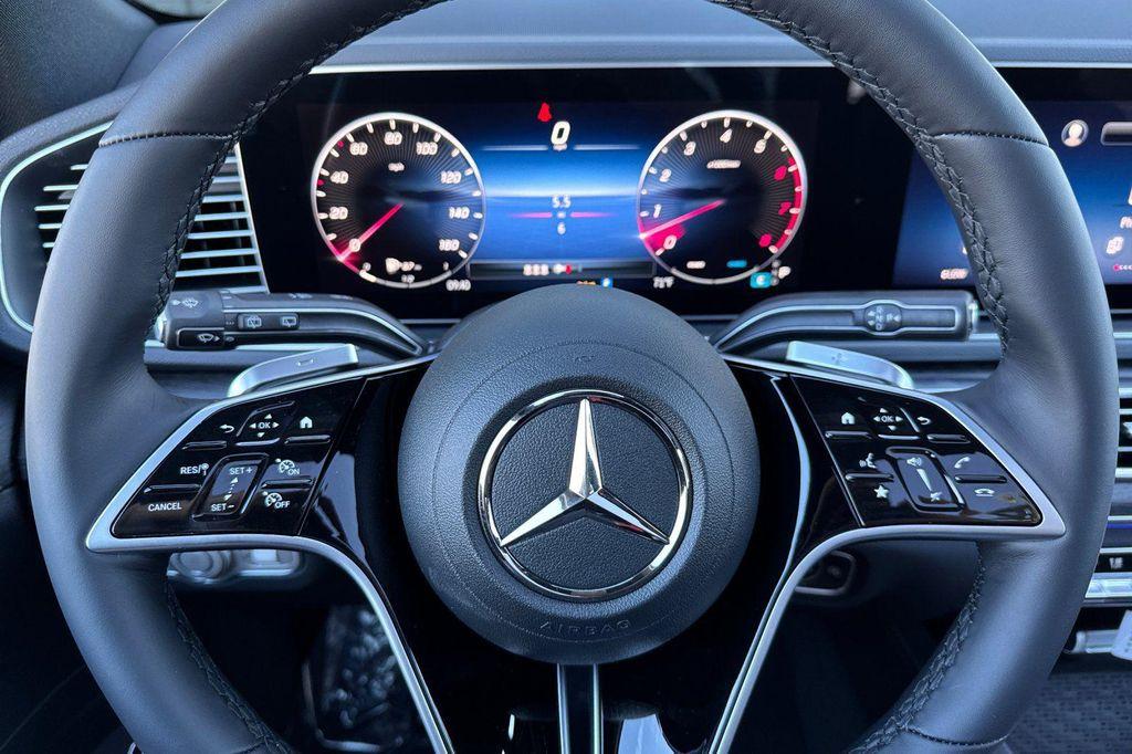 new 2026 Mercedes-Benz GLE 450 car, priced at $81,360