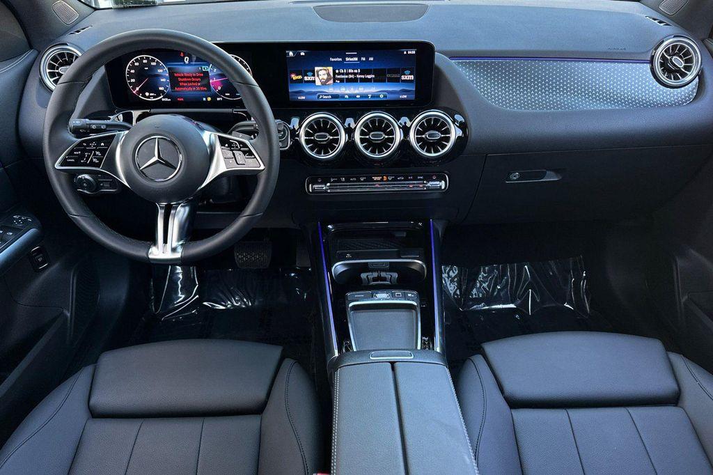 used 2025 Mercedes-Benz GLA 250 car, priced at $37,990