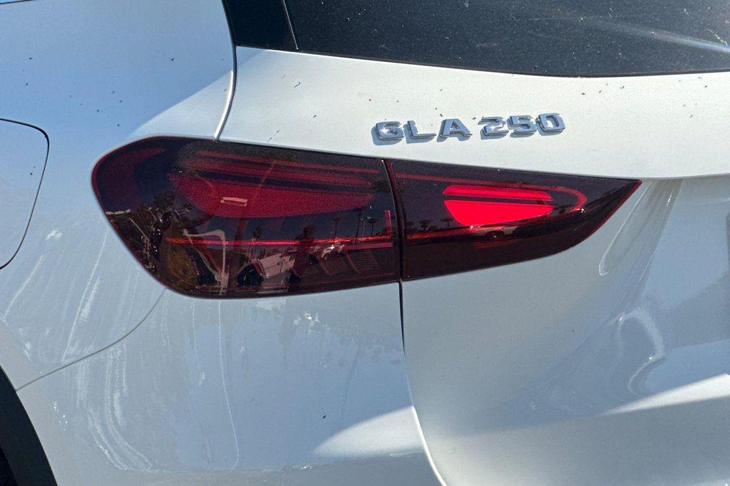 used 2025 Mercedes-Benz GLA 250 car, priced at $39,880
