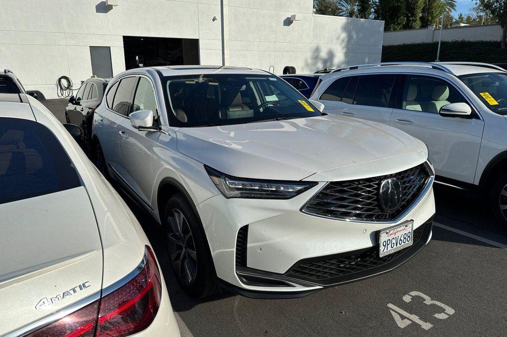 used 2025 Acura MDX car, priced at $46,584