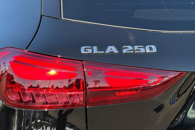 new 2025 Mercedes-Benz GLA 250 car, priced at $52,250
