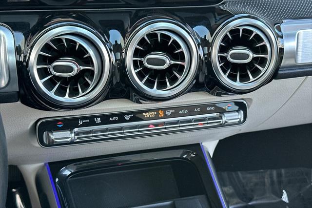 used 2021 Mercedes-Benz GLB 250 car, priced at $26,884