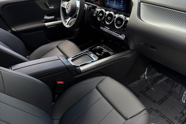 new 2025 Mercedes-Benz GLA 250 car, priced at $42,250