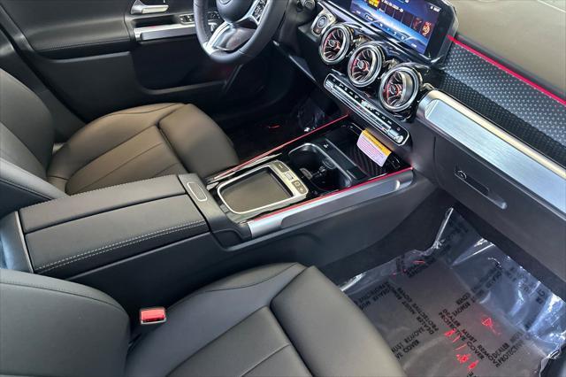 new 2025 Mercedes-Benz GLB 250 car, priced at $47,145