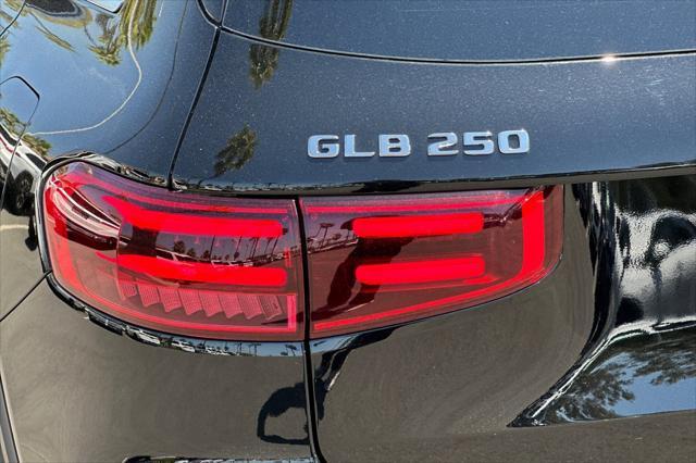 new 2025 Mercedes-Benz GLB 250 car, priced at $47,145