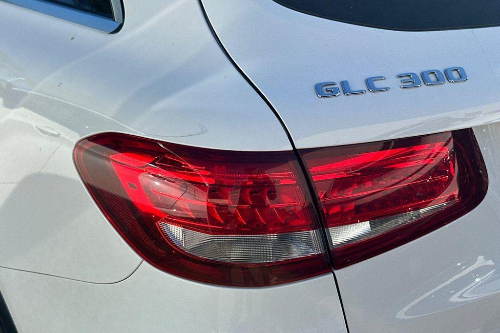 used 2019 Mercedes-Benz GLC 300 car, priced at $16,484