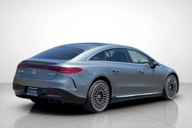 used 2022 Mercedes-Benz EQS 580 car, priced at $59,884