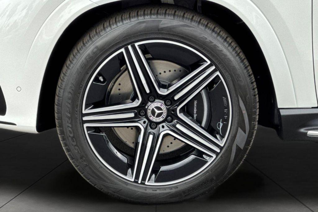 new 2026 Mercedes-Benz GLE 450 car, priced at $81,875