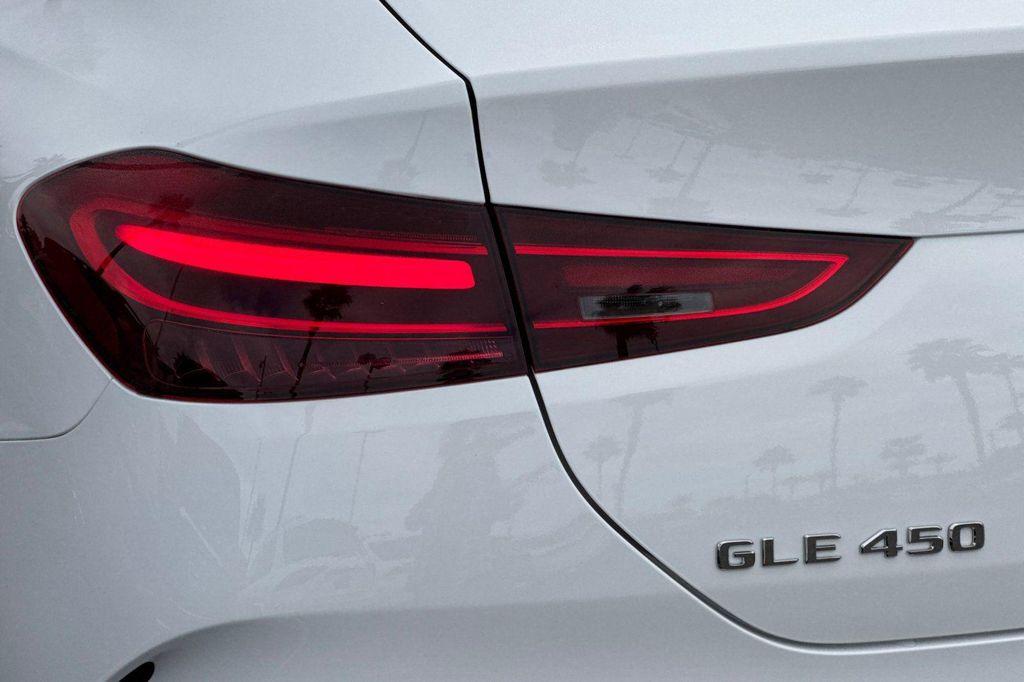 new 2026 Mercedes-Benz GLE 450 car, priced at $81,875
