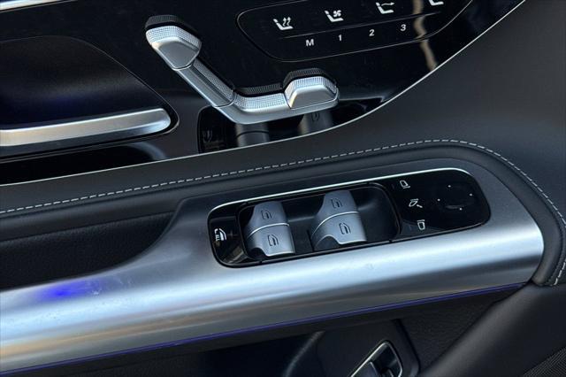 new 2024 Mercedes-Benz AMG SL 63 car, priced at $194,430