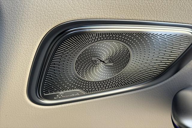 new 2025 Mercedes-Benz GLC 300 car, priced at $55,855