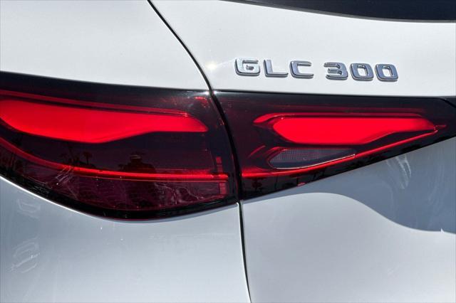 new 2025 Mercedes-Benz GLC 300 car, priced at $58,805