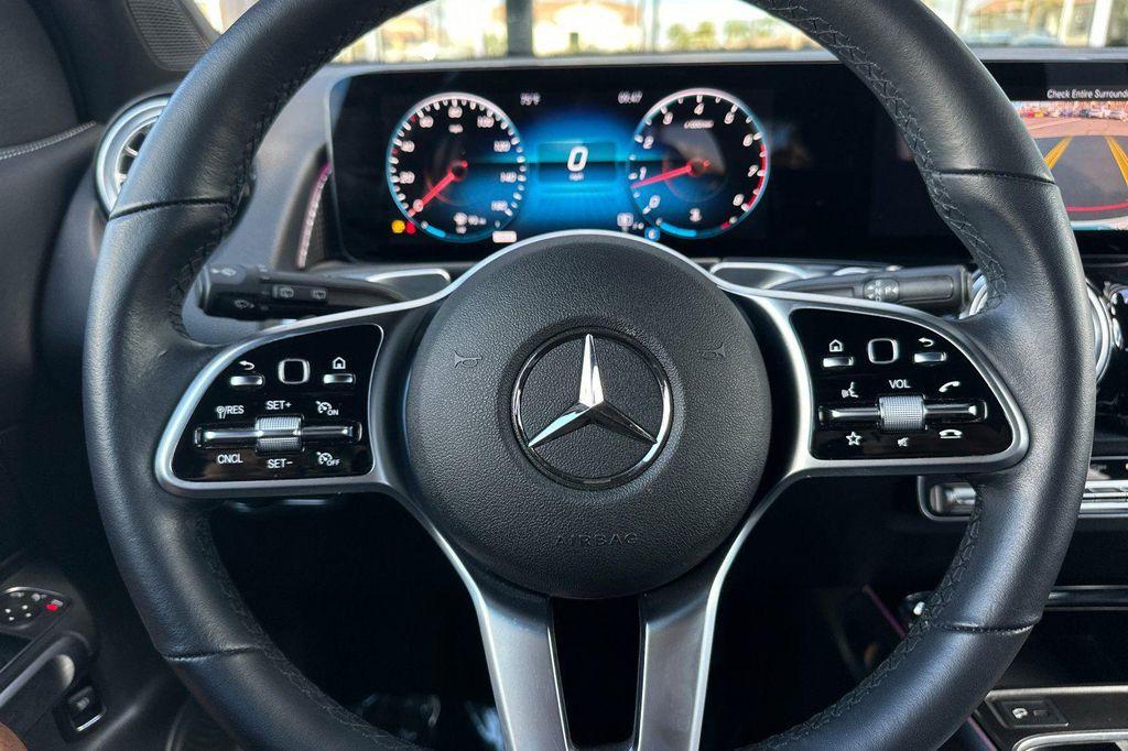 used 2022 Mercedes-Benz GLB 250 car, priced at $27,982