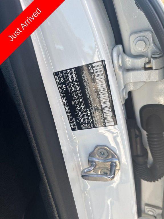 used 2022 Mercedes-Benz GLB 250 car, priced at $29,884