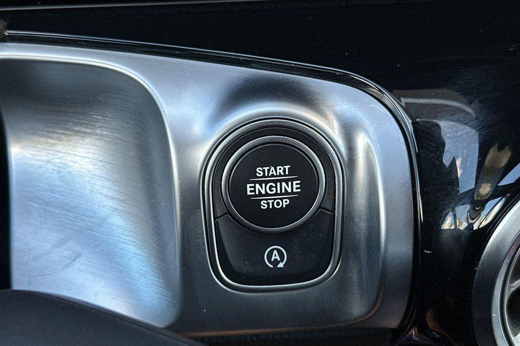 used 2022 Mercedes-Benz GLB 250 car, priced at $27,982