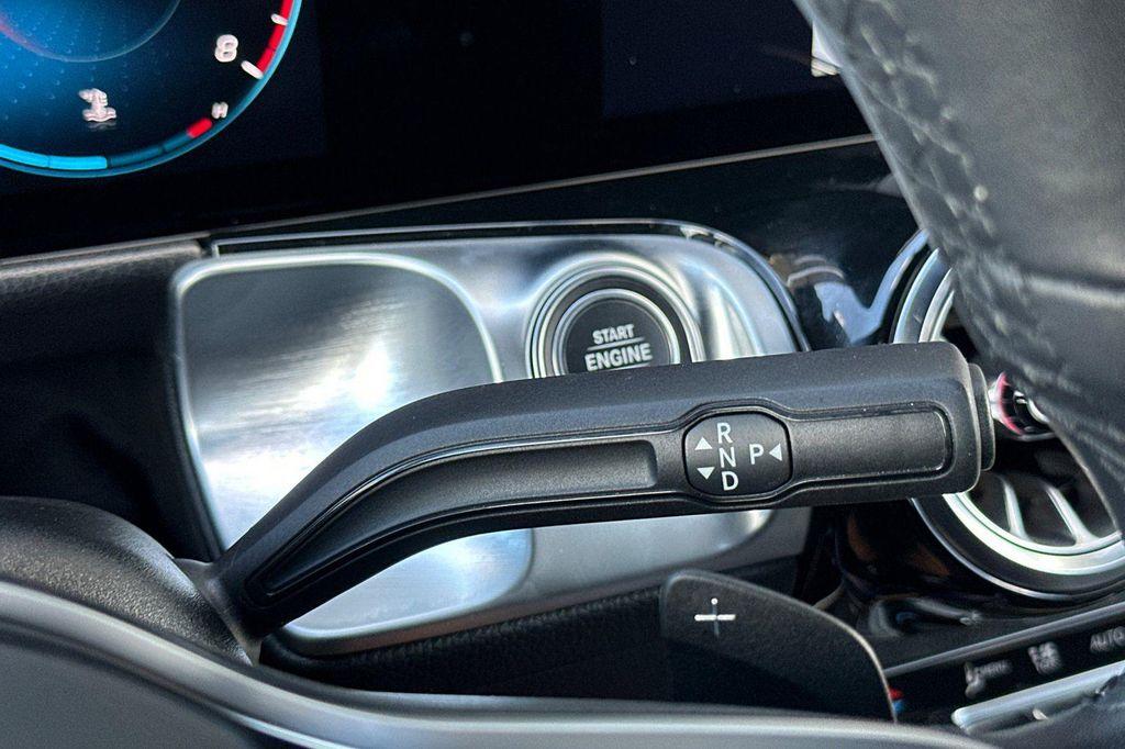 used 2022 Mercedes-Benz GLB 250 car, priced at $27,982