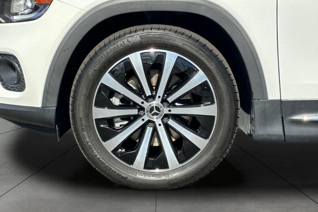used 2022 Mercedes-Benz GLB 250 car, priced at $27,982
