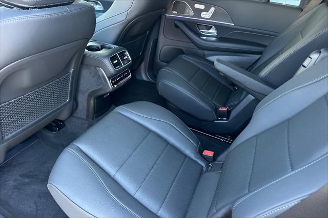 new 2025 Mercedes-Benz GLS 450 car, priced at $93,265