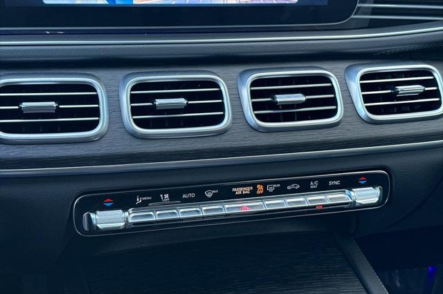 new 2025 Mercedes-Benz GLS 450 car, priced at $93,265