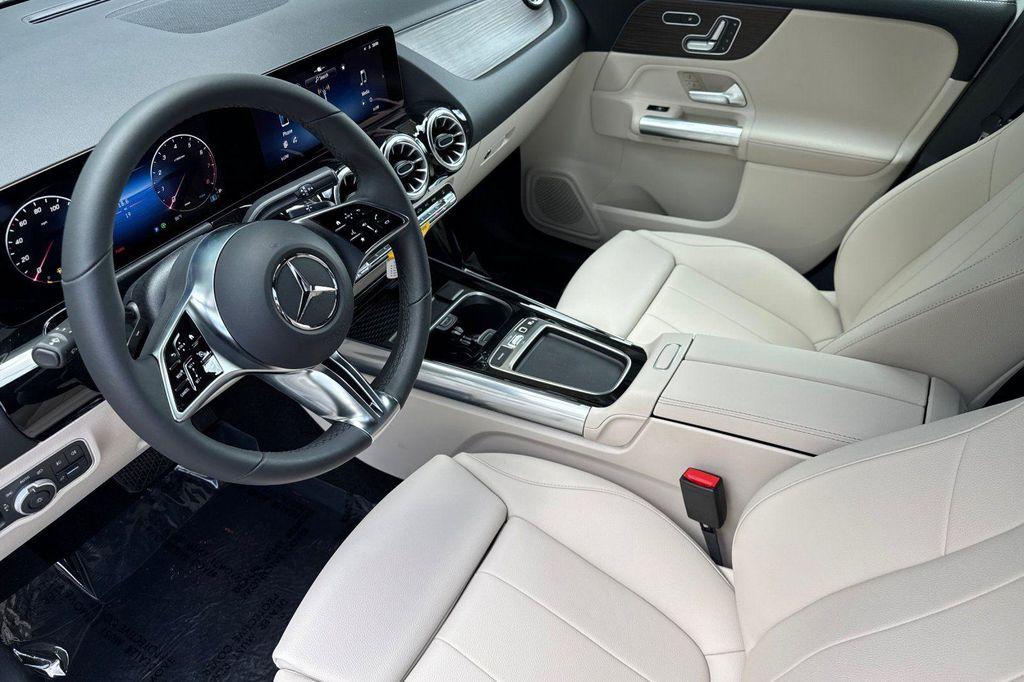 new 2026 Mercedes-Benz GLA 250 car, priced at $46,060