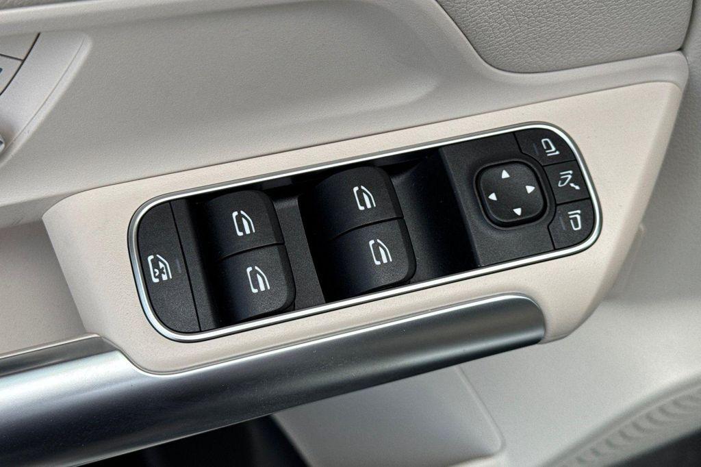 new 2026 Mercedes-Benz GLA 250 car, priced at $46,060