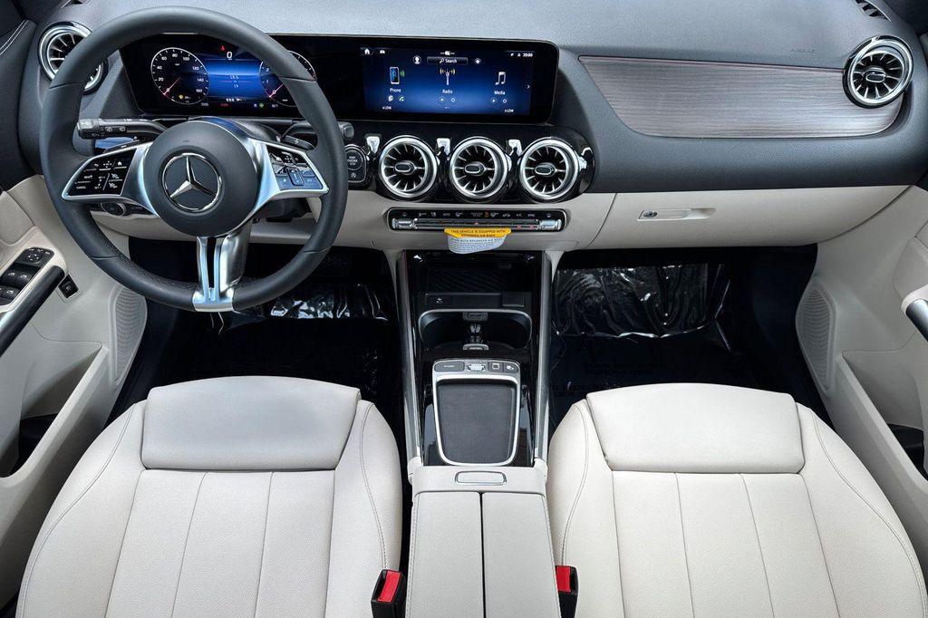 new 2026 Mercedes-Benz GLA 250 car, priced at $46,060