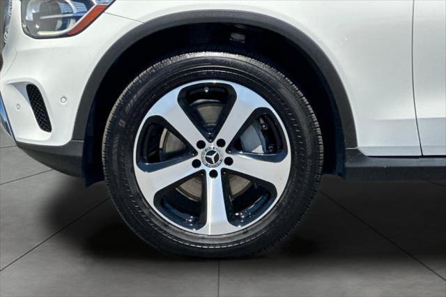 used 2021 Mercedes-Benz GLC 300 car, priced at $29,894