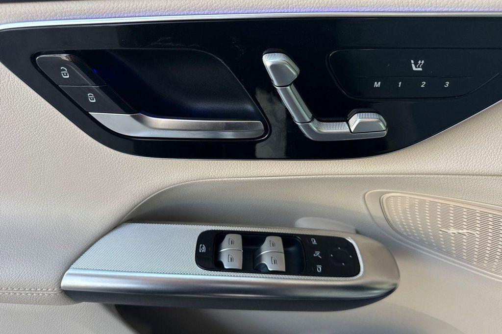 new 2025 Mercedes-Benz GLC 300 car, priced at $51,875