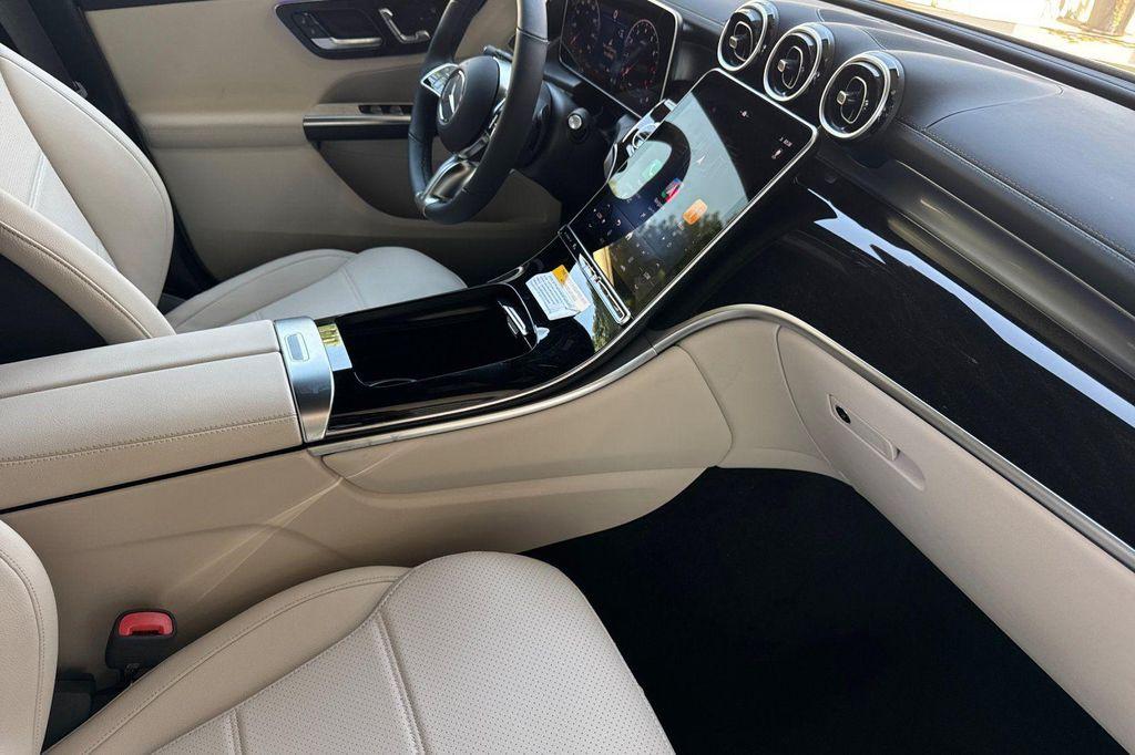 new 2025 Mercedes-Benz GLC 300 car, priced at $51,875