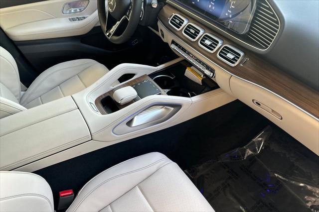 new 2025 Mercedes-Benz GLE 450 car, priced at $80,440
