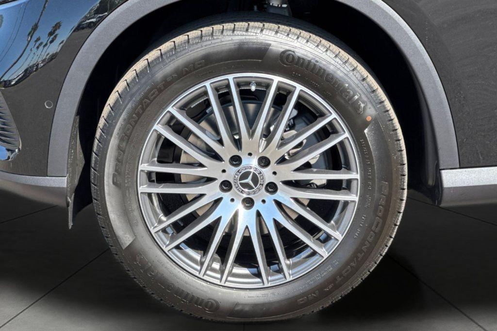 new 2026 Mercedes-Benz GLC 300 car, priced at $52,955