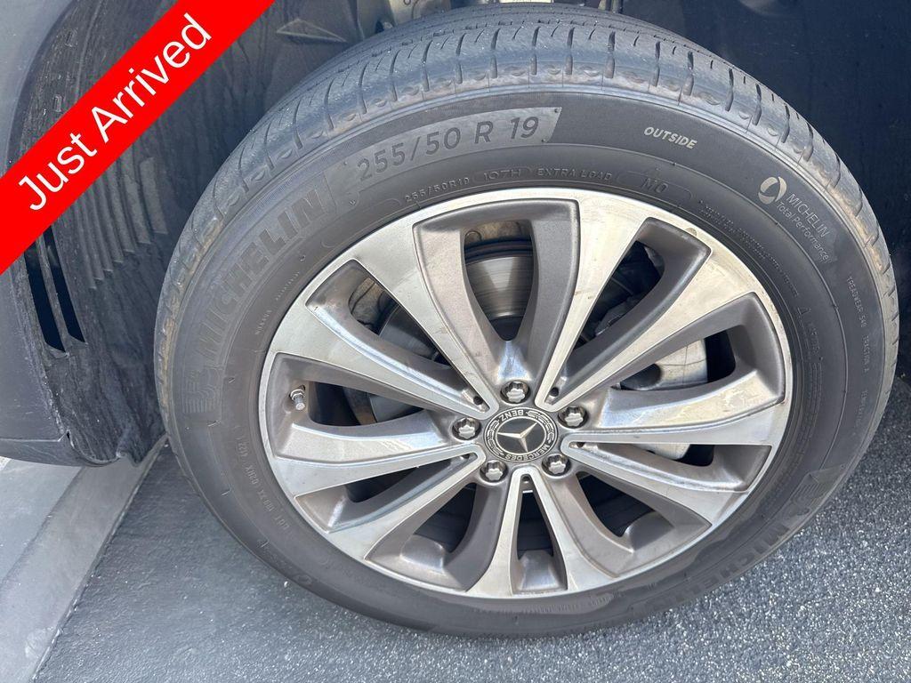 used 2023 Mercedes-Benz GLE 350 car, priced at $46,984