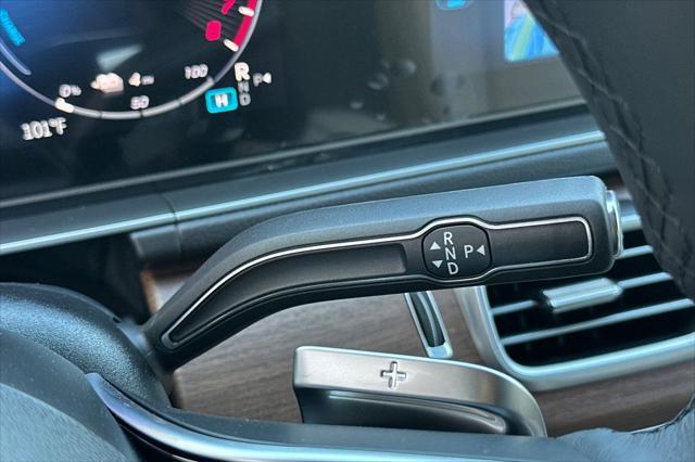new 2025 Mercedes-Benz GLE 450e car, priced at $76,195