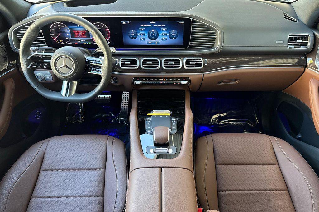 new 2025 Mercedes-Benz GLS 450 car, priced at $85,273