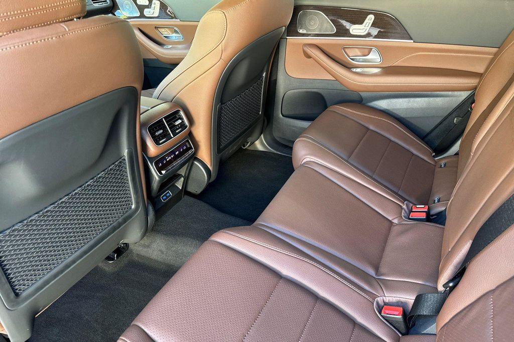 new 2025 Mercedes-Benz GLS 450 car, priced at $85,273