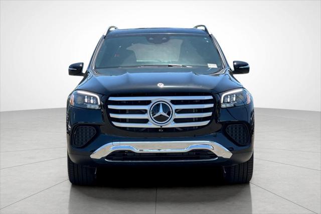 new 2025 Mercedes-Benz GLS 450 car, priced at $91,945