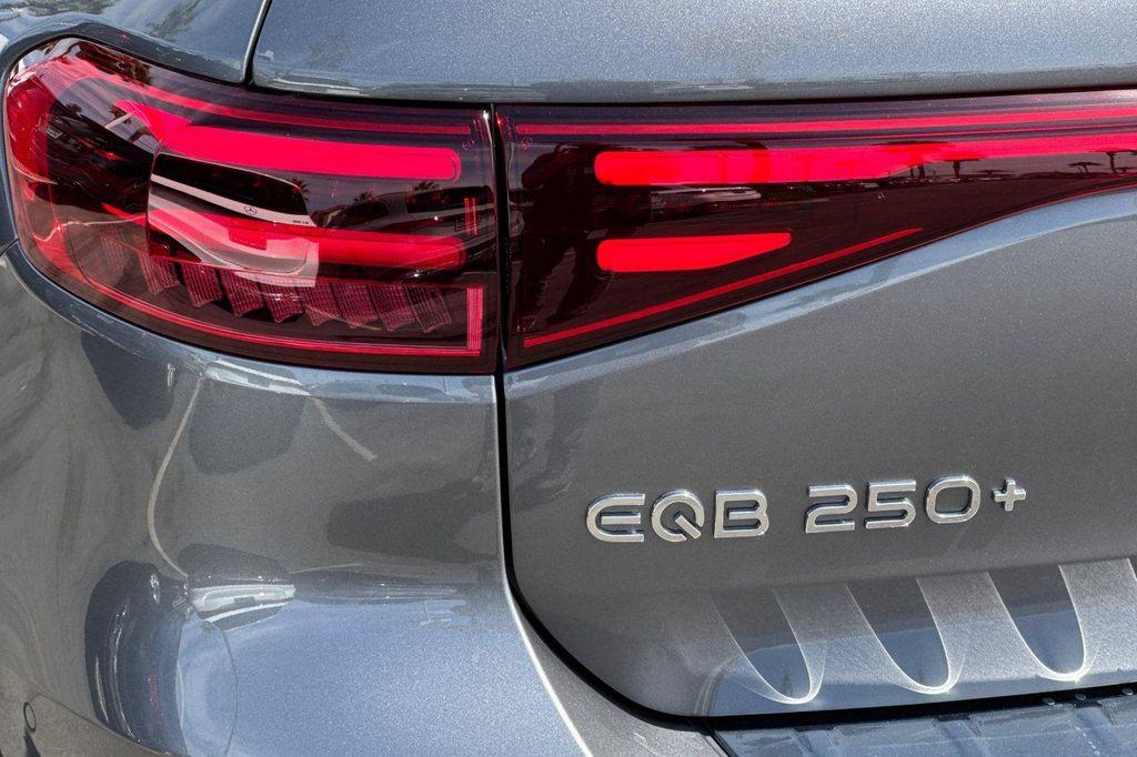 new 2025 Mercedes-Benz EQB 250 car, priced at $63,870
