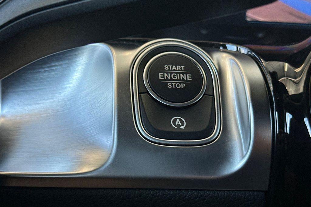 new 2026 Mercedes-Benz GLB 250 car, priced at $46,775