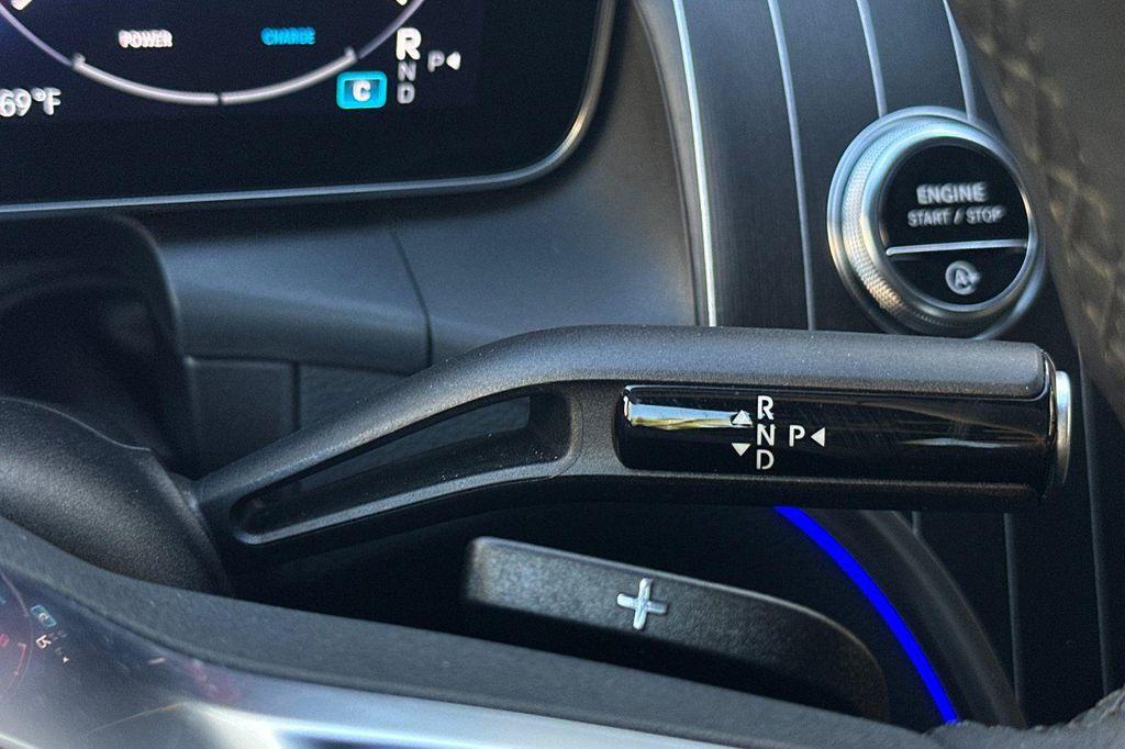 used 2023 Mercedes-Benz GLC 300 car, priced at $40,893