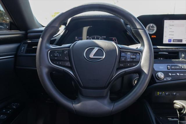 used 2024 Lexus ES 350 car, priced at $40,539