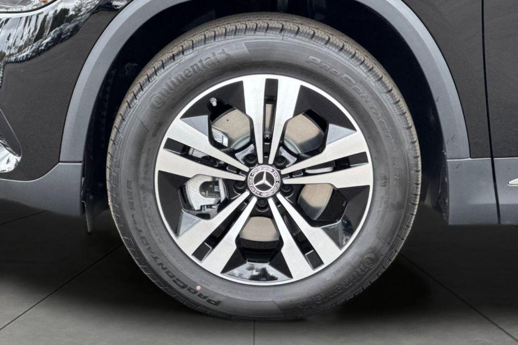 new 2026 Mercedes-Benz GLA 250 car, priced at $44,950