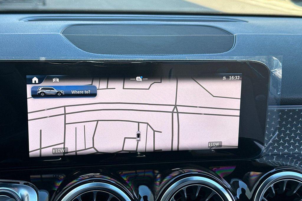 new 2025 Mercedes-Benz GLB 250 car, priced at $42,920