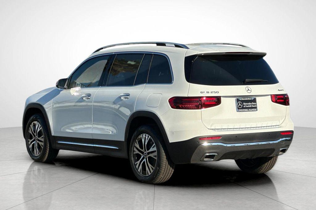 new 2025 Mercedes-Benz GLB 250 car, priced at $42,920