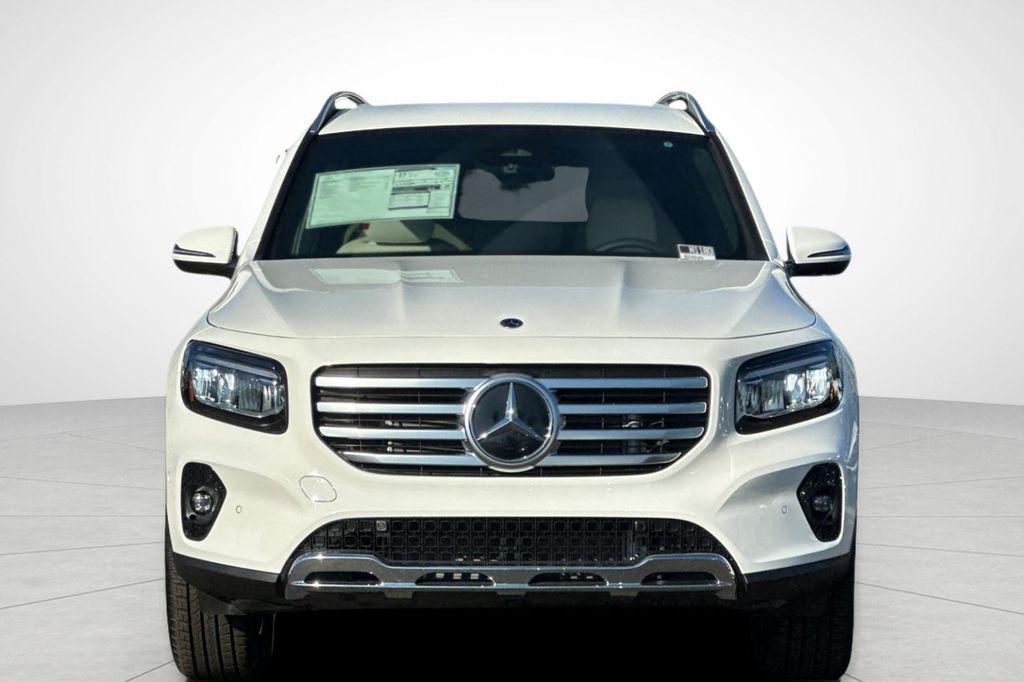 new 2025 Mercedes-Benz GLB 250 car, priced at $42,920