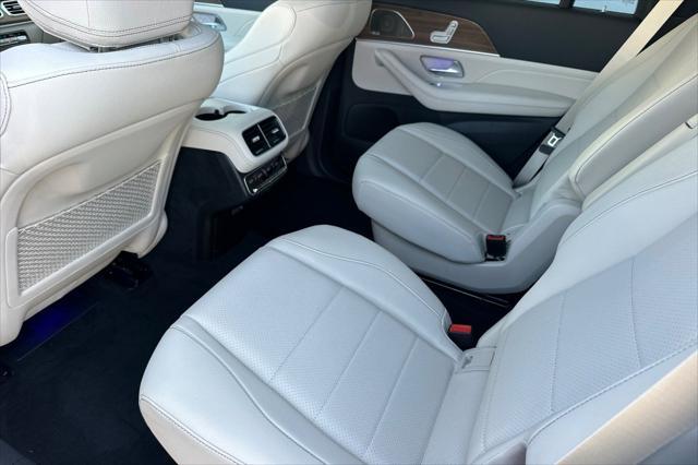 new 2025 Mercedes-Benz GLS 450 car, priced at $91,775