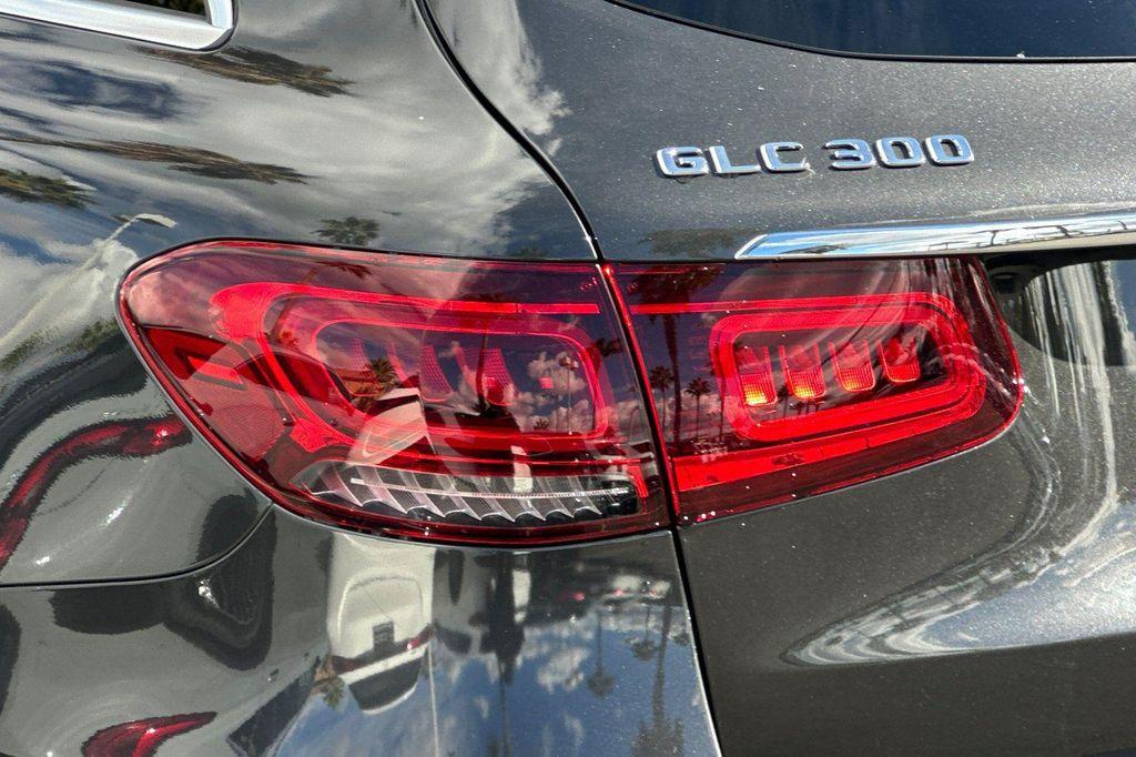 used 2020 Mercedes-Benz GLC 300 car, priced at $26,884